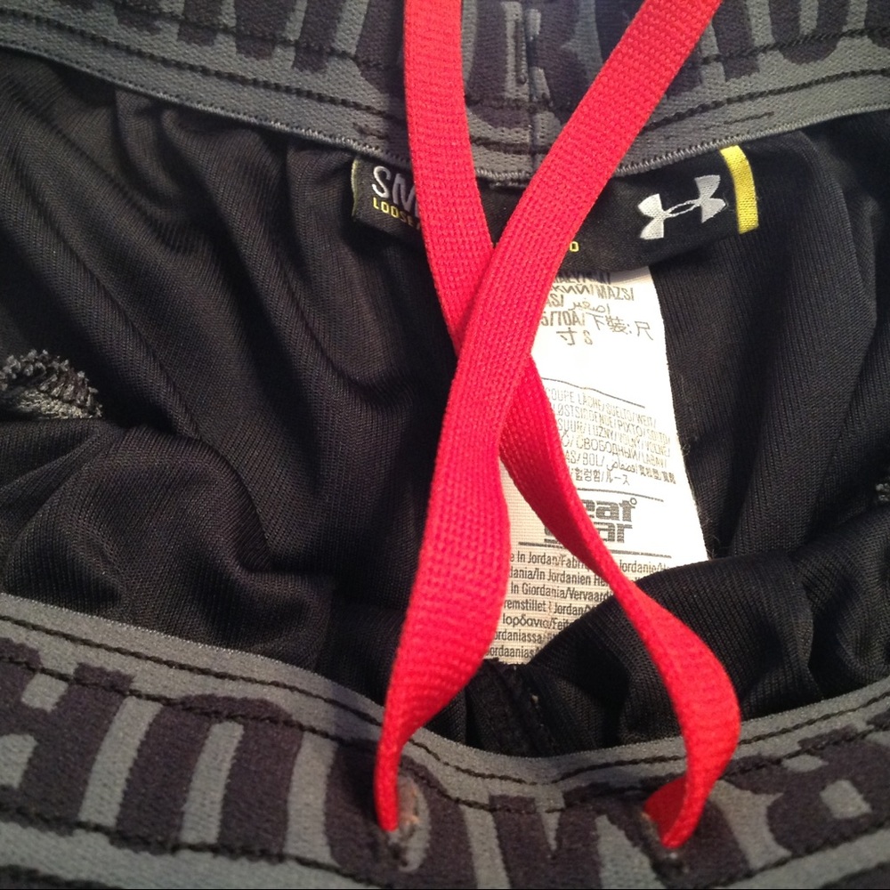 Men's Under Armour heat gear Loose Size Small - Picture 5 of 5